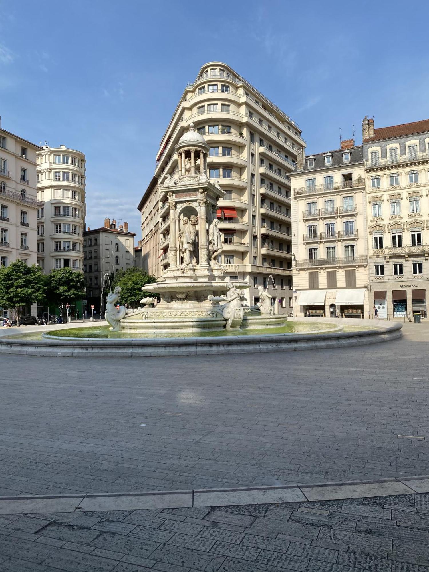 Appartement De Standing Pour 6 Refait A Neuf Lyon Kültér fotó